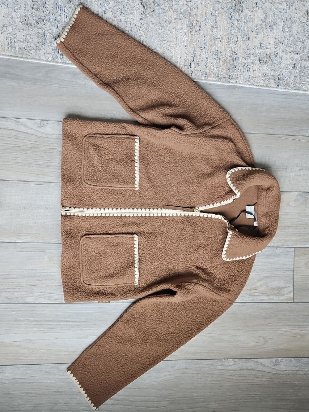 Varley Fleece - Picture 4 of 10